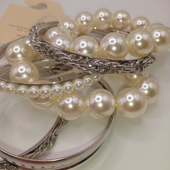 Cato Silver Tone Bangle and Faux Pearl Stretch Bracelets Set Of 8 NWT - Picture 10 of 11